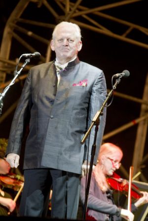 sir thomas allen 4 sm.jpg